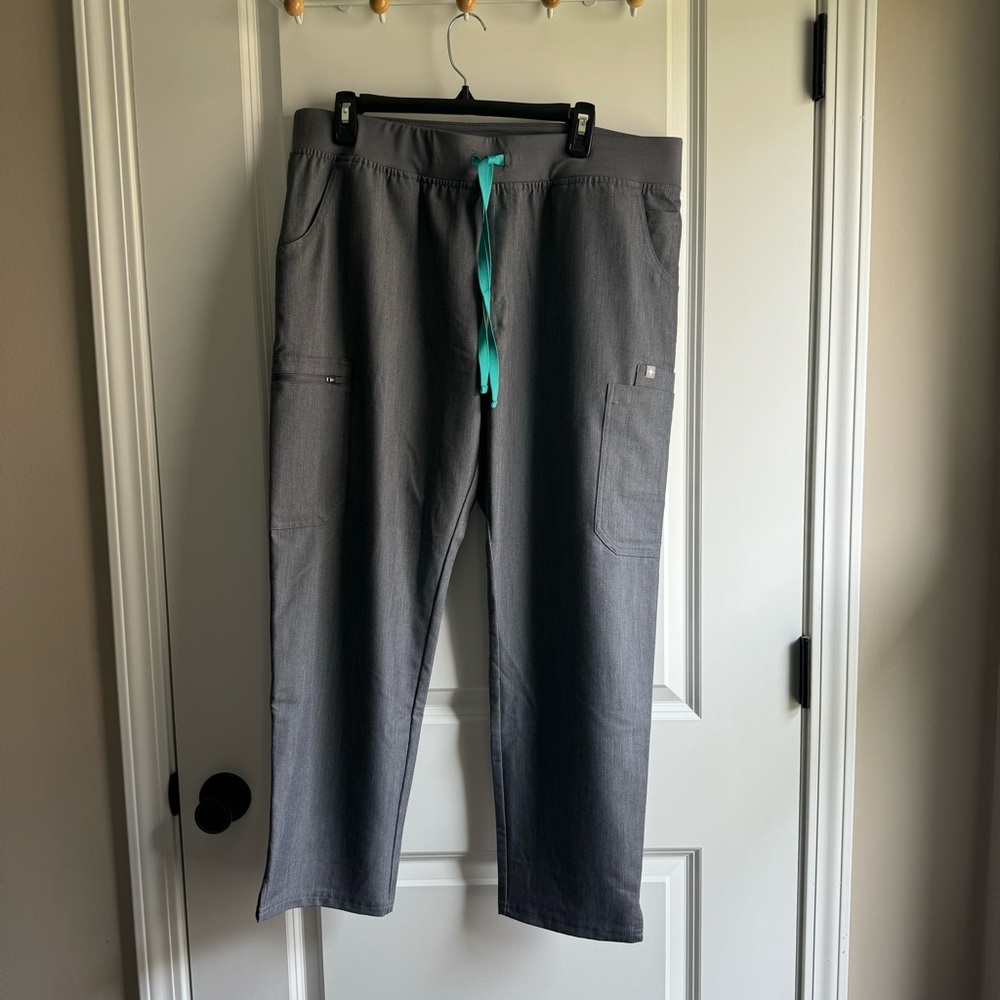 Figs Gray Kade Cargo Pant XL/P
